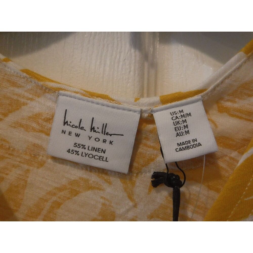 Nicole Miller Women's Yellow Print Top NWT Size Med - Picture 6 of 6